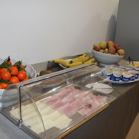 Hotel Sant'Elena Rimini Buitenkant foto