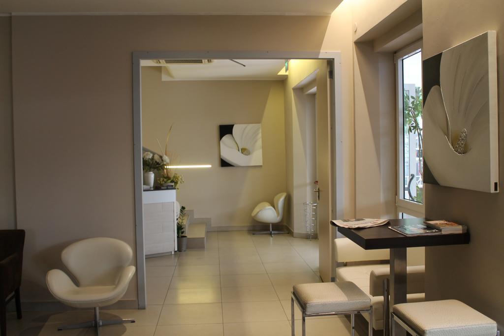 Hotel Sant'Elena Rimini Buitenkant foto